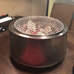 正泰苑 - 炭火入りコンロ