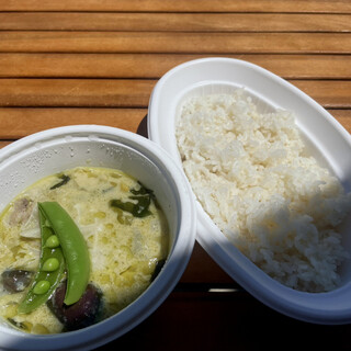 ひみつカレー_1