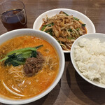 陳麻家 - 【2023.5.24(水)】陳麻家定食(半担々麺＋豚キムチ)1,000円→750円