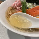 酒肴場 屯 - がごめ昆布水を使ったスープはキリッと白醤油仕立て