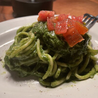 カルネジーオ イースト - 