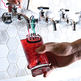[First in the industry!?] Amazing style where alcohol comes out of the faucet!