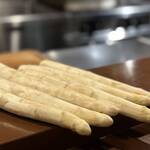 NICON - フランスのホワイトアスパラ