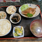 Some Chuu - 赤魚煮定食一式