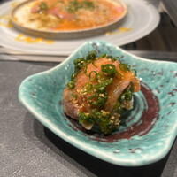 #ヒロキヤ六本木 - ご飯に包んで食べる