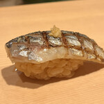 鮨 一二郎 - 小ぶりですが春木港の鰯！本日のMVP✩*。