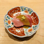 鮨 一二郎 - トロのお造りを肴にしちゃうなんて贅沢です！