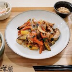 Umikaji - 豚肉と野菜のうまから炒め