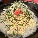 力パスタ - ツナと明太子の大根おろしのせ