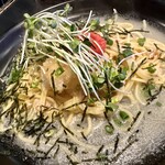 力パスタ - ツナと明太子の大根おろしのせ