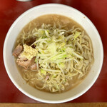 Ramen Jirou - ラーメン(850円)