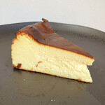ボニーズベイクショップ - バスクチーズケーキ