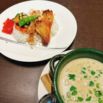 Cafe&Dining HARUHORO - スパイシーチキンと野菜のグリーンカレー