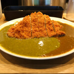 きったんカレー - あいがけカツカレー(1,160円)
(きったんカレー･青唐辛子入りのサクカレー)