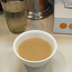 むさしや - 付属の味噌汁はインスタント味ｗ