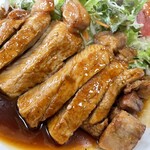 下出羽 内山屋 - 甘だれが美味しいポークソテー