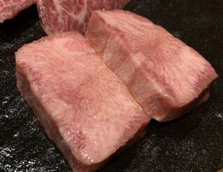 YAKINIKU BON'S - 