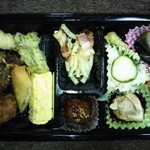 蔵ダイニング いぶき ログ売店 - おかずのみ、350円です。