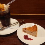 カフェＢ・Ｃ - キャラメルクリームコーヒーといちごのベイクドチーズケーキ