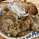 元祖豚丼屋 TONTON - ハーフ&ハーフ丼