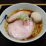 麺 みつヰ - 「醤油（中太手もみ麺）」1050円＋「味玉」150円