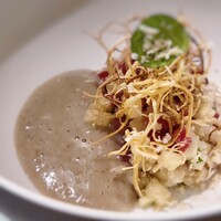 tsumugi - 岩手短角牛のタルタル　新牛蒡のソースとフリット