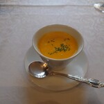 シャトー　ラ・パルム・ドール - ○ 軽く仕上げた人参のクリームスープ
