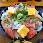Uomaru Sengyoten - 魚丸鮮魚店のまかない丼