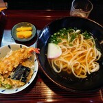 十兵衛 - 料理写真:令和5年5月 ランチタイム
ミニ天丼セット 750円
ミニ天丼、かけうどん、漬けもの