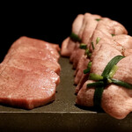 うし松 - 特選黒毛和牛タン元