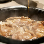 うし松 - 厳選タレ焼肉二種盛り合わせ