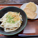 枡うどん - ぶっかけ（冷）小360円+あげ100円+筍天ぷら140円。