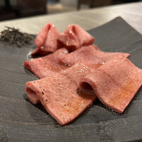 焼肉とみ 横浜関内店 - 富豪タン　¥1,980