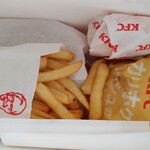 ケンタッキーフライドチキン - 料理写真:カリホクハッシュのフィレバーガー凄肉ボックス