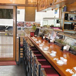 つきぢ神楽寿司 - カウンター　10席