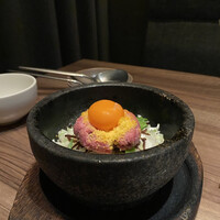 焼肉うしごろ 新宿三丁目店 - 黒たん麻辣石焼