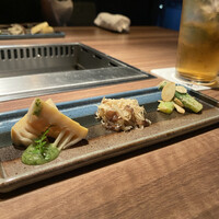 焼肉うしごろ 新宿三丁目店 - 季節のなむる