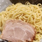 町田商店マックス - 麺の感じ