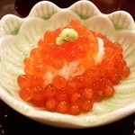 寿し ひでたか - 走りのイクラ、柔らかくて溶ける味わい