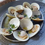 マーロウ - ハマグリの白ワイン蒸し