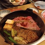 大衆すき焼き とみい - 