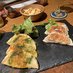 GYOZA SHACK DANRO - 