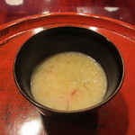 草喰 なかひがし - 丹波のつくね芋、パプリカ、茗荷の白味噌椀