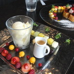 French Italian 桜moon