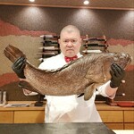 照寿司 - 20キロ超えのクエと渡邉氏