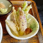 Bunshichi - カラっと揚げたてのみょうがの天ぷらも付くんです！