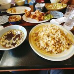 ボリュームの幸華 - チャーハン大盛り