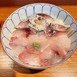 京すし - サバとカンパチ丼