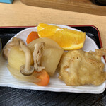 おかだうどん - 定食のオカズ♪