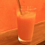 BAR ホテルの前 - 